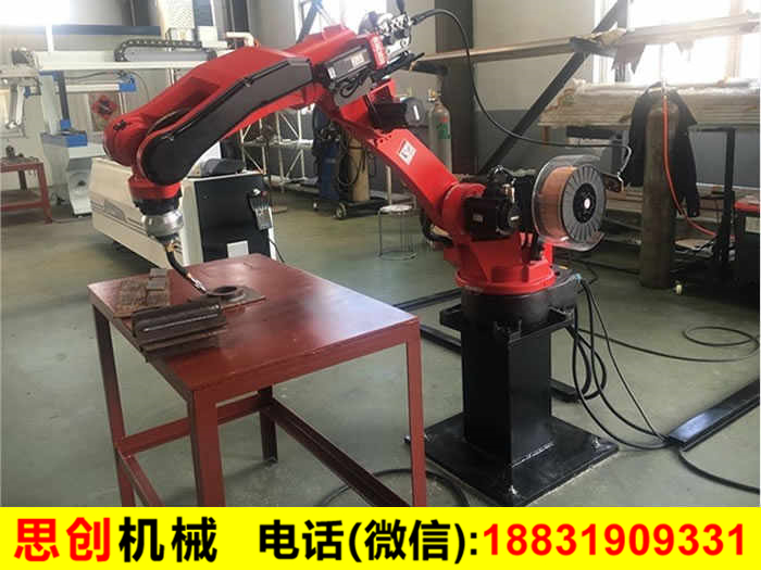 焊接機(jī)器人